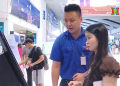 [Đài Hà Nội] Khách tự làm thủ tục cho chuyến bay quốc tế ở Nội Bài