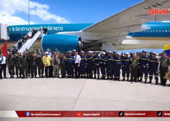 [QPVN] Việt Nam cứu hộ động đất Venezuela: 17.000 km mang theo nghĩa tình và hy vọng