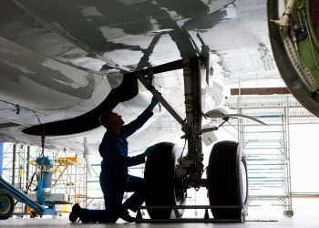 Hard Landing Inspection: Kiểm tra kịp thời để bảo đảm điều kiện khai thác tàu bay