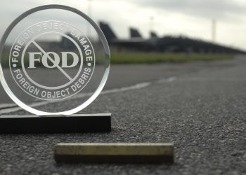FOD – Mối nguy tiềm ẩn trên sân đỗ