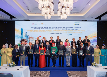 Vietnam Airlines kỷ niệm 35 năm đường bay Việt Nam – Australia, chào đón chuyến bay thứ 35.000 và hành khách thứ 7,5 triệu