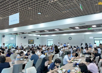 [VNA What] Khám phá thực đơn bữa trưa thứ Hai tại Sky Lounge cùng Vietnam Airlines