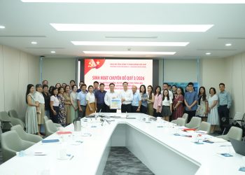 Chỉ thị 07: Đưa việc học và làm theo Bác trở thành hành động thường xuyên