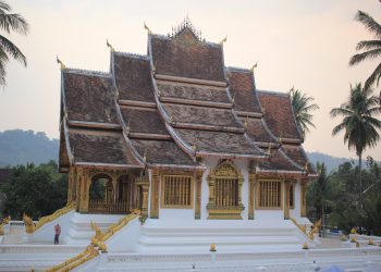 Một sớm chớm thu ở Luang Prabang