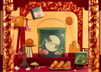 Long Vinh Diệu mang vẻ đẹp quyền quý của mùa trăng