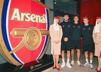 Aviation News 11/8: Emirates ra mắt biểu tượng Arsenal làm từ linh kiện máy bay A380 và 777