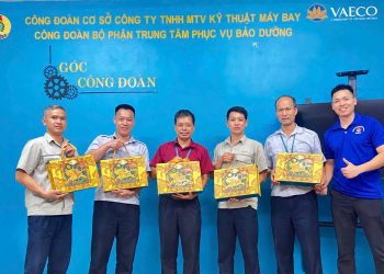 [VAECO] Trao gửi yêu thương, mang Trung thu ấm áp đến gia đình CBNV