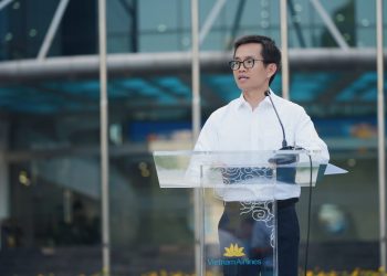 Chào cờ tháng 9/2026: Giữ đà tăng trưởng, tập trung nâng cao hiệu quả hoạt động