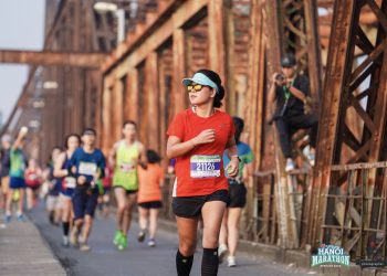 [Run For Love] Những bước chạy vượt thời gian