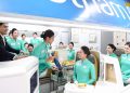 [VNA What] Thí sinh Hoa hậu Việt Nam trải nghiệm một ngày làm tiếp viên hàng không