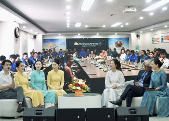 Vietnam Airlines định hình “chất riêng” trong phong cách phục vụ của tiếp viên